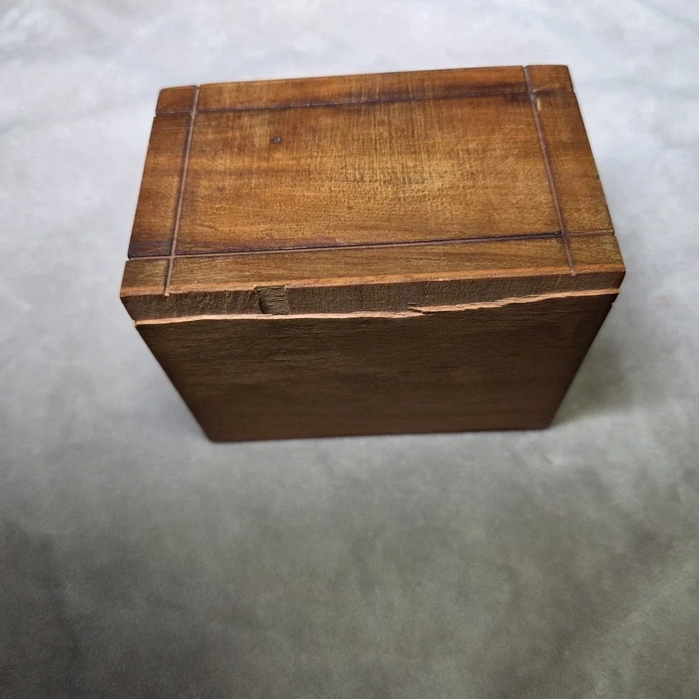 Vintage Wooden Keepsake Box Dutch Children Folk Art Trinket Money Souvenir Box
